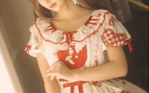 知名COSer蠢沫沫倾情推出《梦姬Freya》电子版，光绘摄影呈现视觉盛宴