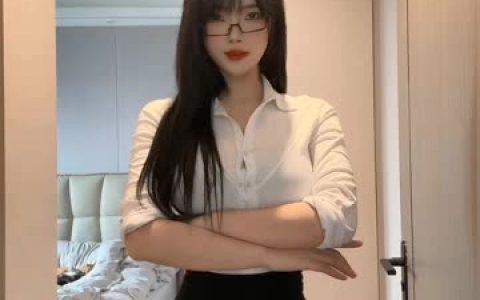 琳铛觅圈照片下载指南,指导如何下载她在觅圈中的照片