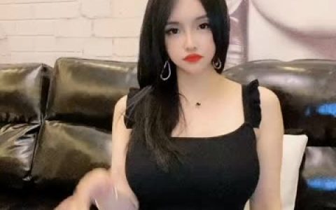 张鑫Amy是否有ins账号？她在社交媒体上的活跃程度
