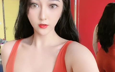 120斤的小王同学的网红经历,探索她的成名之路