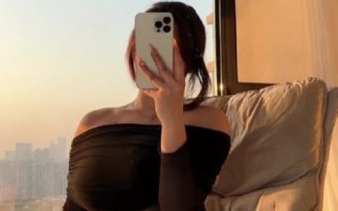安妮yoo的美丽时刻，欣赏她的精彩瞬间