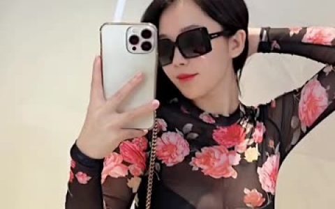 张贺玉的搭配技巧分享,学习张贺玉的时尚穿搭
