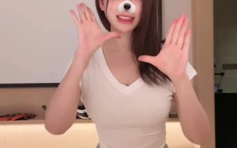 奶宝妹纸（雪怡妹纸）的个人简介，一览无余