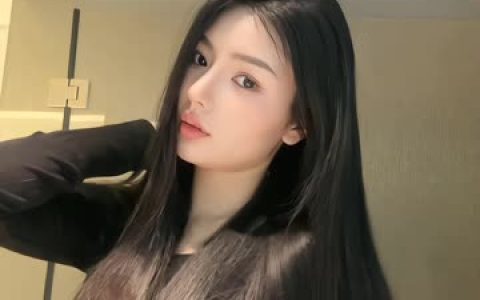 亚亚亚辰微密圈封面大曝光,惊艳画面