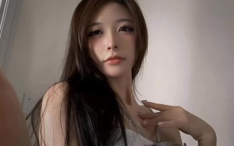 妮是老虎的维密圈和INS照片大公开,完美身姿展示