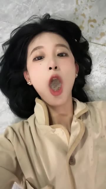 咬一口兔娘OVO从默默无闻到人气明星，成长之路分享