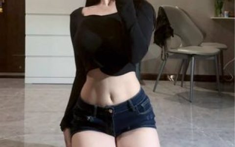 [微密圈][转载]小玉吃果冻写真福利套图&视频合集，全集下载