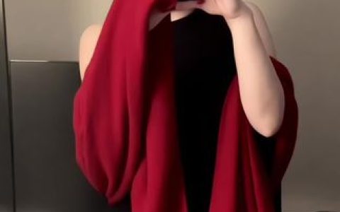 微密圈红人保守的二舅妈的独特风格照片展示与艺术表达（解读保守的二舅妈微密圈作品）