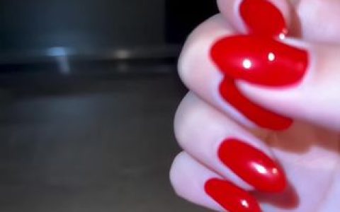 保守的二舅妈微密圈8套写真合集(保守的二舅妈微密写真合集下载)