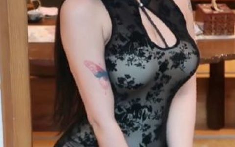 小u优优子微密圈的独特风格(抖音网红小u优优子的微密圈作品)