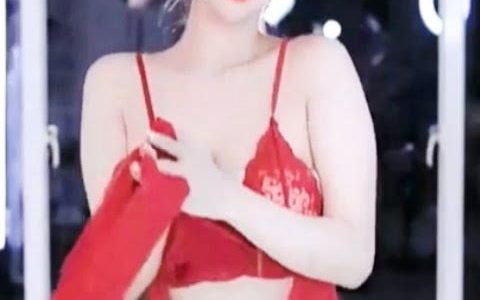 小恩雅私人订制至尊版是正品吗