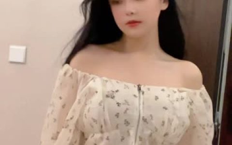 抖音网红奶雯的微密圈资源汇总,引发争议的私密内容