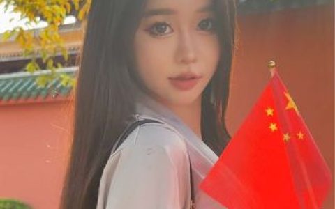 微密圈Sia不吃鱼姿势独特,照片赏析