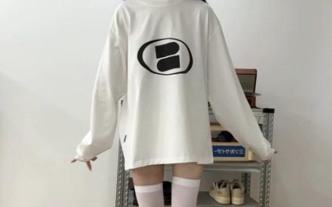 紧急企划写真照图片，有裸足作品吗？