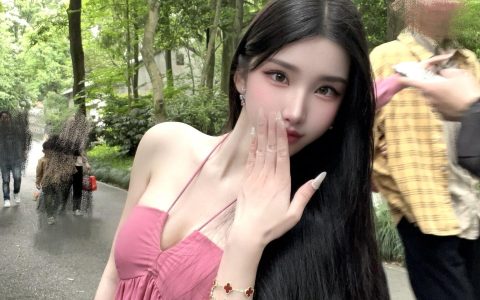 土豪私定写真合集,周于希Sally未删减版揭秘