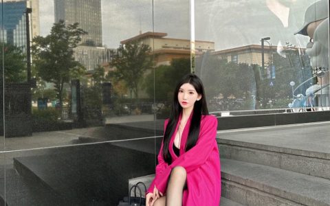 秀人极品网红『周于希』顶级剧情新作,真空黑丝调教写真
