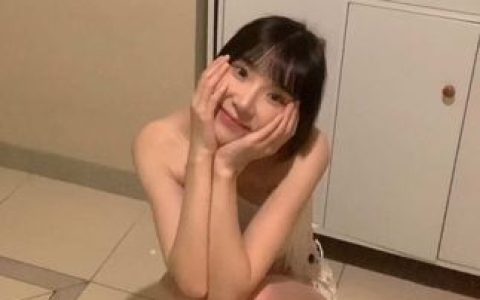 任智桃微密圈资源大公开，身材引人注目的她！