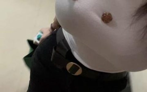 一只佐佐酱 点击就看女主播摆烂~揭秘佐佐酱的搞笑瞬间