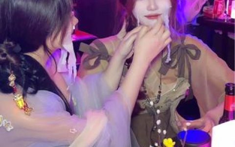 十万口草莓粥粥COS写真作品精选,精致COS造型美不胜收