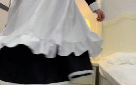 微密圈_林扣弦吊带作品大揭秘，探索她的独特魅力