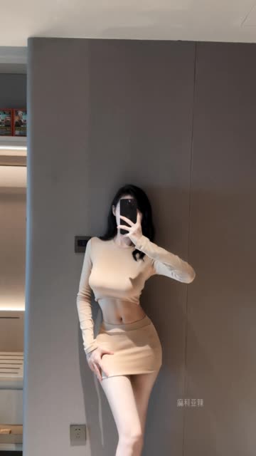 麻利亚辣全部经典写真作品合集，抖音红人麻利亚辣的写真魅力