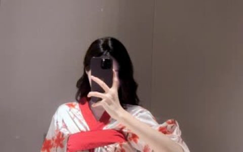 麻利亚辣最新唯美写真+视频,麻利亚辣清纯与性感的完美结合