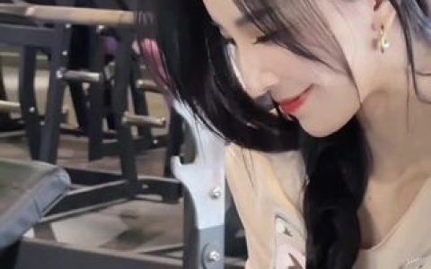 李嘉欣97微密圈门槛揭秘,她的付费圈子有何秘密?