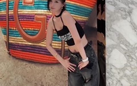 李嘉欣97微密圈门槛揭秘,为什么她能成为圈内顶流?