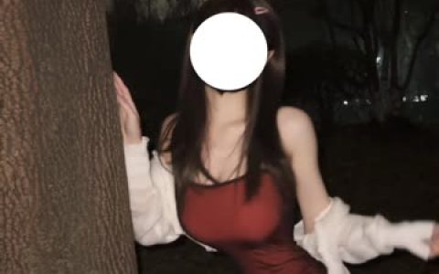 乔妹微密圈图片分享,给乔买裙子的作品风采独特