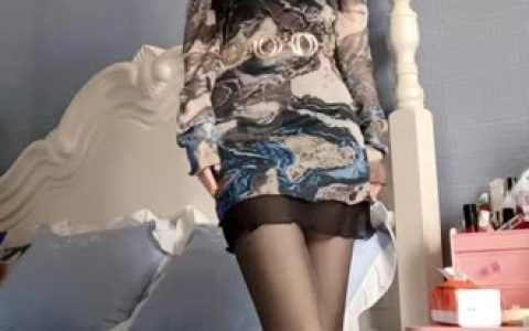 张鑫Amy微密圈作品合集微胖身材堪称一绝,高清精选图片让你心动不已