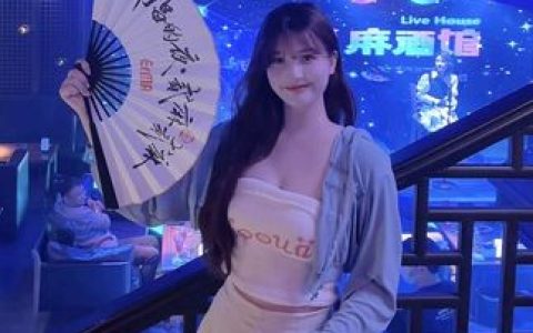 十万口草莓粥粥所有事情只要你觉得值得就好,粉丝情感与她的成长故事