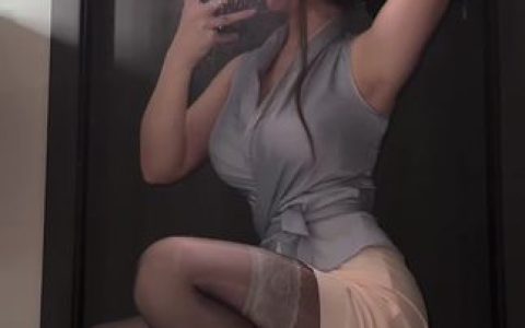 桃沢樱呀白丝护士写真,微密圈限量付费内容揭秘