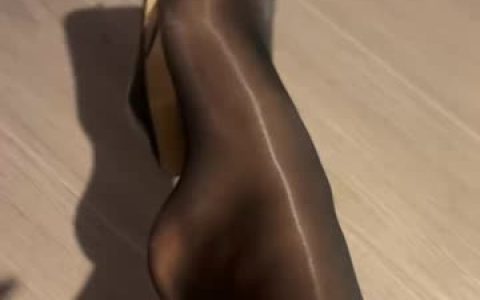 微密圈VIP专属艾拉·isla付费版写真，独家资源轻松下载