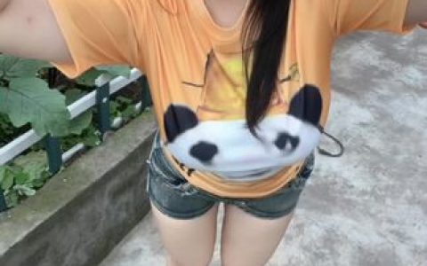 微密圈可爱的肉巴黑丝性感套装,她的最新作品再度引发关注