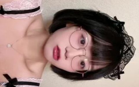 抖音胜利的小生活JK制服微密圈作品大赏,青春无敌的风格