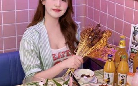 B站草莓粥粥舰长内部图片曝光,她的定制资源真有那么特别?