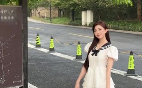 李嘉欣97微博男朋友首次曝光,她的爱情生活备受关注