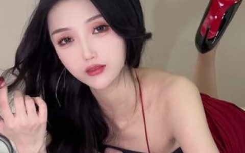 【抖音万0】私人定制大尺热舞,裸背舞蹈视频分享
