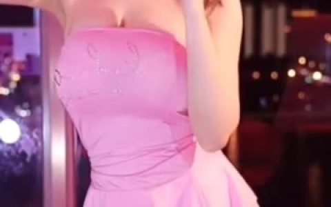网易CC深田老师的独特魅力,她的舞蹈如何征服观众?