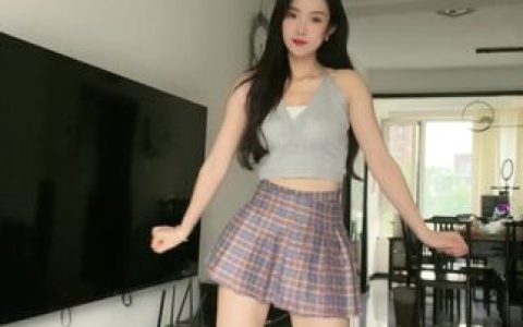 圈圈吖定制跑车热舞视频,圈圈吖的定制舞为何如此吸引人?