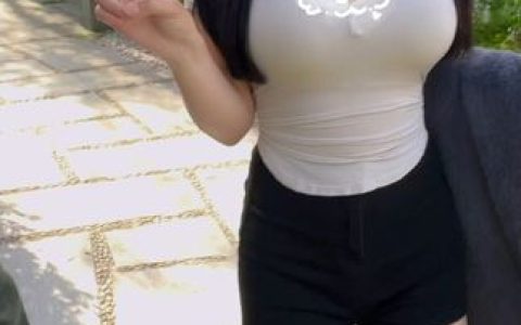 麻辣奶兔微蜜专区,私密内容抢先浏览