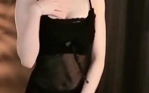 刘钞钞微博账号揭秘,在哪里找到她的社交动态?