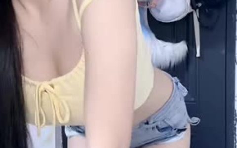 网易CC耶耶最新热舞合集,如何下载正版资源?