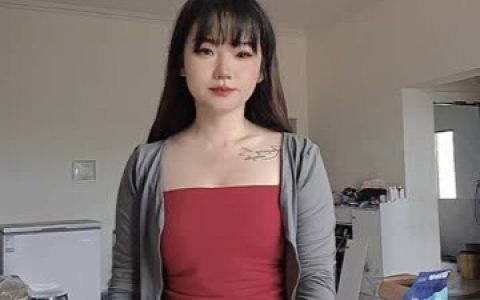 网易CC小微微至尊版最新动态，了解她的每一个新变化与精彩内容