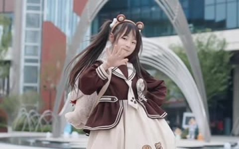 抖音桃诗诗舞蹈作品分析,分析她在抖音发布的舞蹈作品为何受欢迎