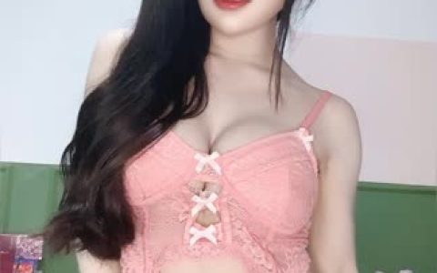 雪儿baby的大号直播动态,最新视频如何获取?
