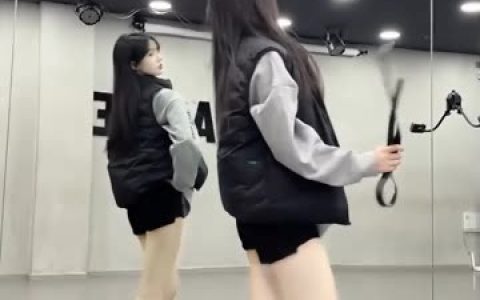 椰羊妹妹女主播舞蹈视频微博更新,最新动态一览