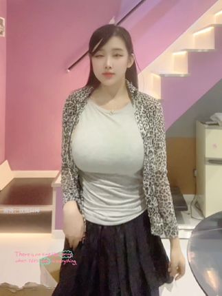 冰泉女神是谁扮演的啊图片大全，收集剧中她的所有经典画面