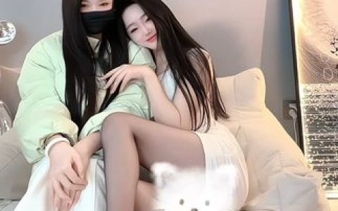 斗鱼何菱的舞蹈群，解锁她的舞蹈群内容，享受精彩表演