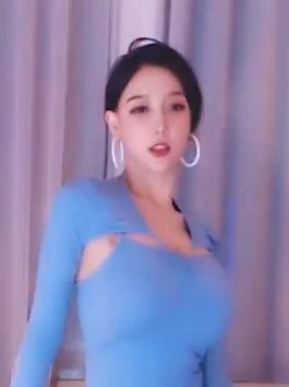 斗鱼米娜minana舞蹈视频，观看米娜minana舞蹈的精彩表演（167 ）